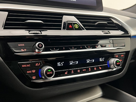 BMW 530e 21 of 30