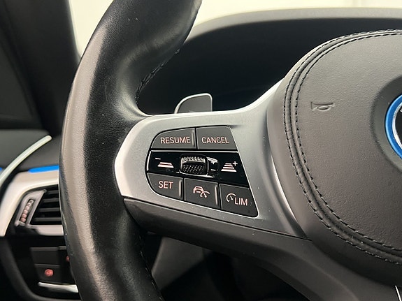 BMW 530e 13 of 30