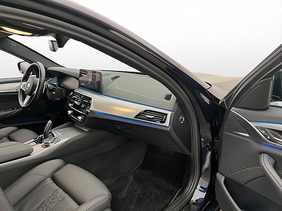 BMW 530e 25 of 30