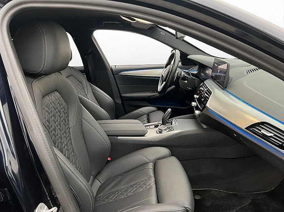 BMW 530e 24 of 30