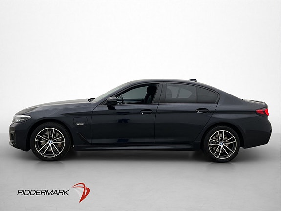 BMW 530e 4 of 5