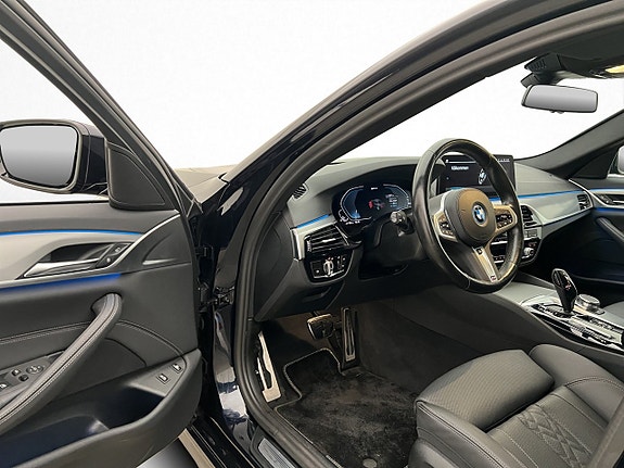 BMW 530e 10 of 30