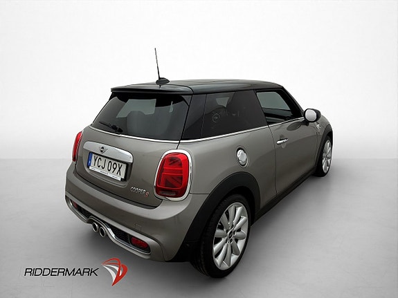 MINI Cooper S 8 of 30