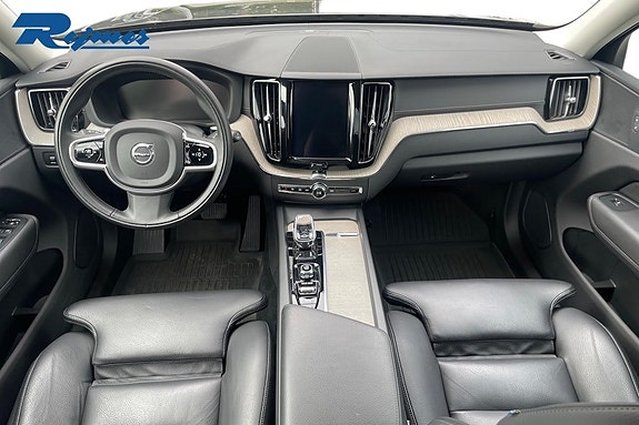 Volvo XC60 15 of 27