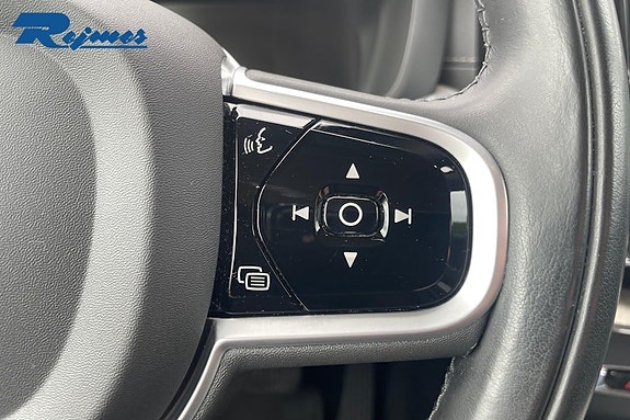 Volvo XC60 21 of 27