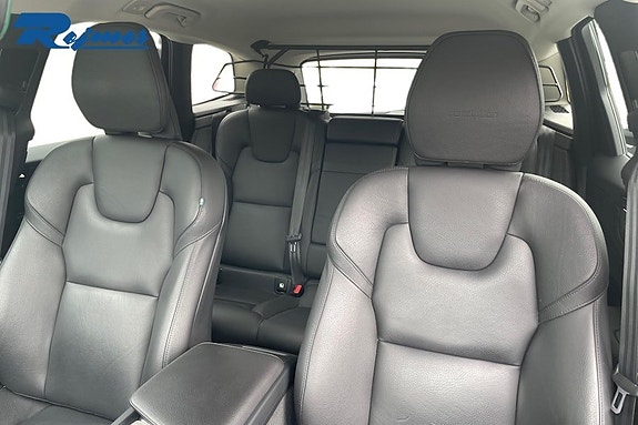 Volvo XC60 18 of 27