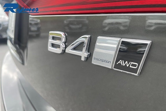 Volvo XC60 10 of 27