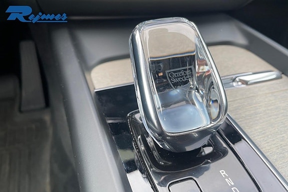 Volvo XC60 23 of 27
