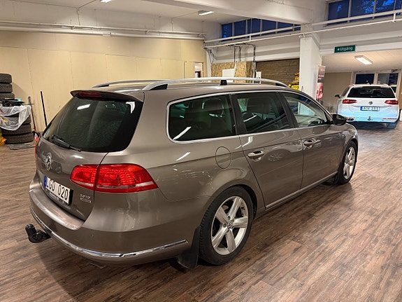 Volkswagen Passat 3 of 5