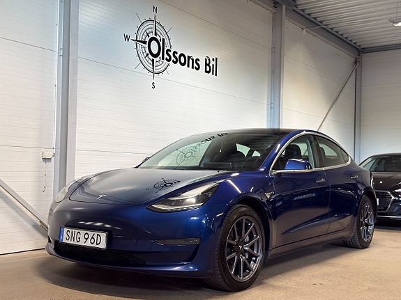 Tesla Model 3 2 of 5