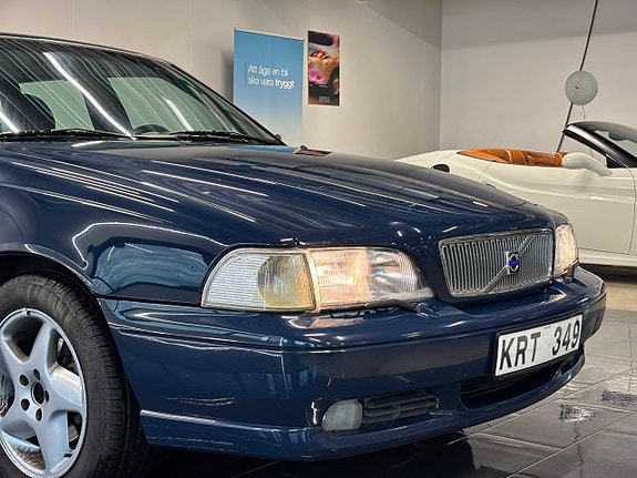 Volvo V70 5 of 5
