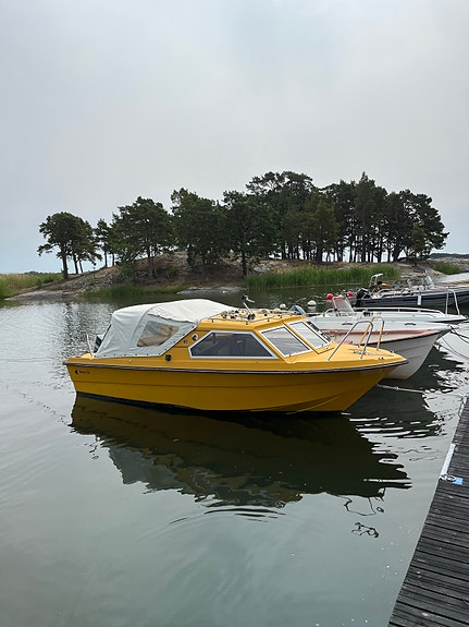 Uttern 520 HT 2 of 8