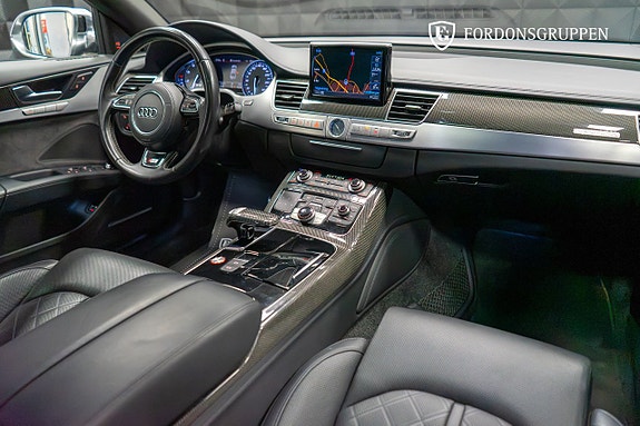Audi S8 22 of 27