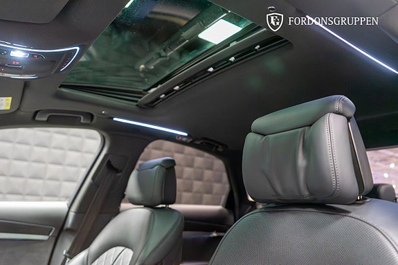 Audi S8 18 of 27