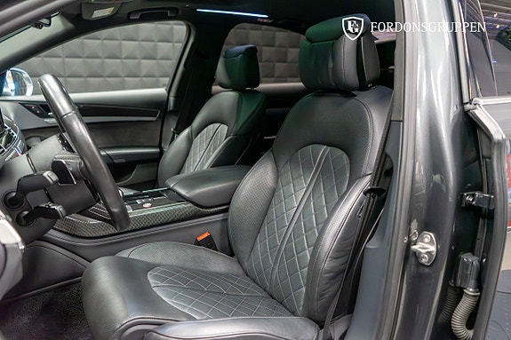 Audi S8 16 of 27