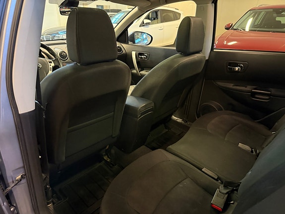 Nissan Qashqai+2 6 of 17