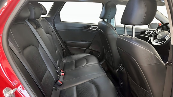 Kia Ceed 5 of 5