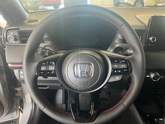 Honda HR-V 11 of 17