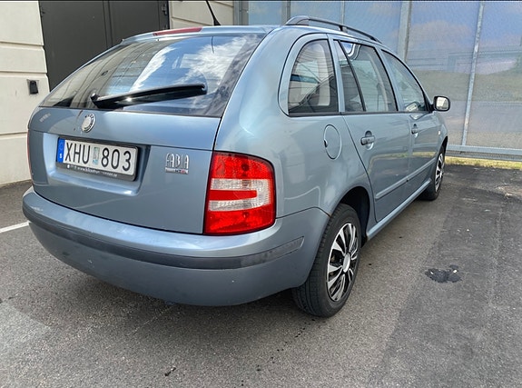 Skoda Fabia 4 of 8