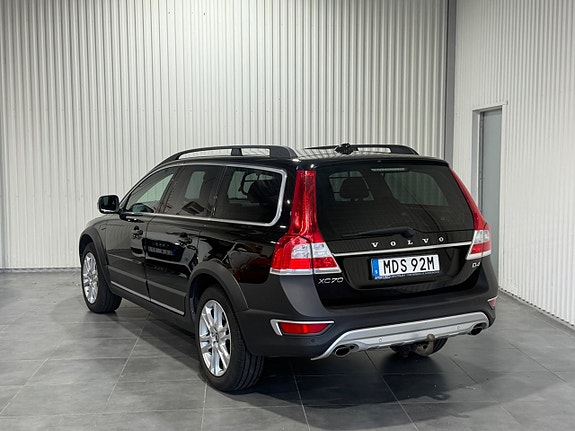 Volvo XC70 6 of 11