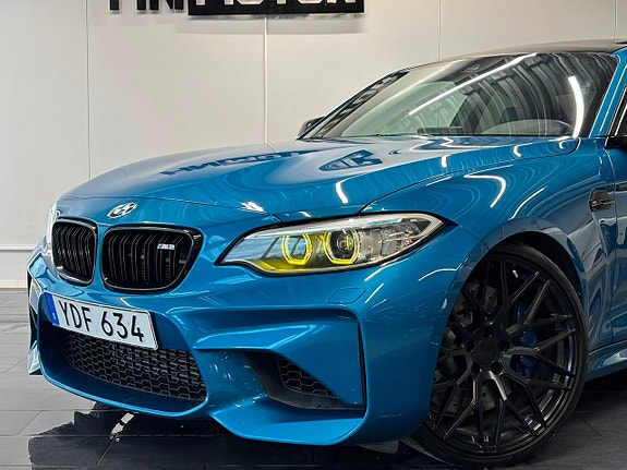 BMW M2 2 of 5
