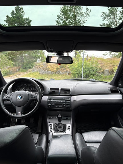 BMW 325i 6 of 10