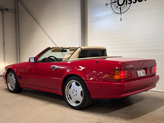 Mercedes-Benz SL500 4 of 21