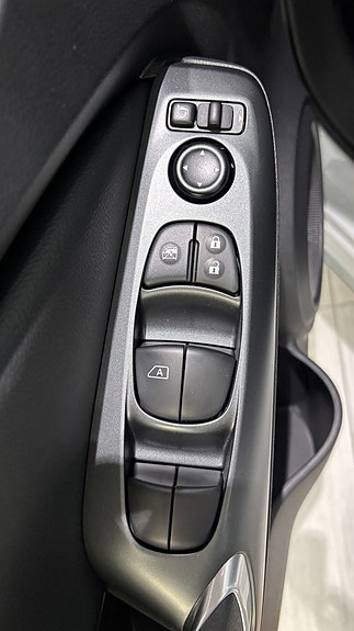 Nissan Juke 10 of 19