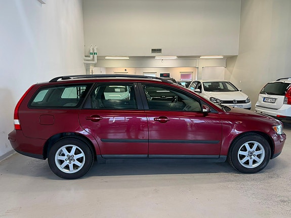 Volvo V50 5 of 5