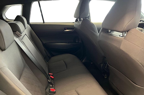 Toyota Corolla Cross 9 of 22