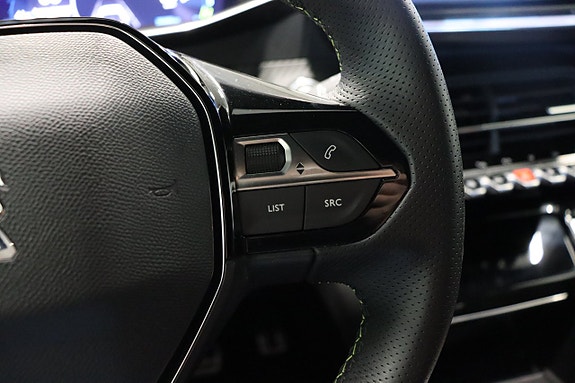 Peugeot e-208 16 of 27