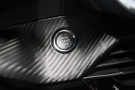 Peugeot e-208 24 of 27