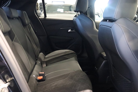 Peugeot e-208 11 of 27