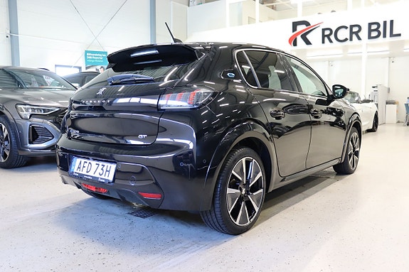 Peugeot e-208 6 of 27