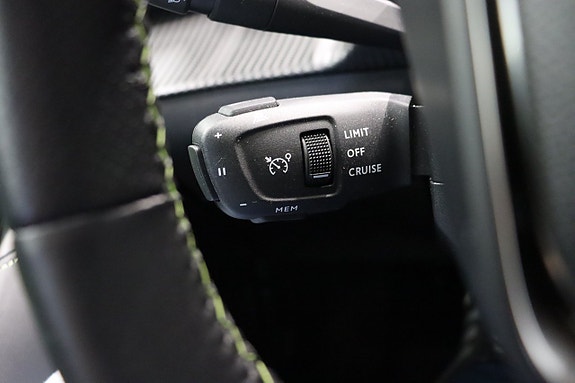 Peugeot e-208 26 of 27