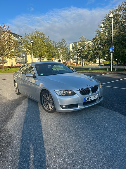 BMW 325i 7 of 7