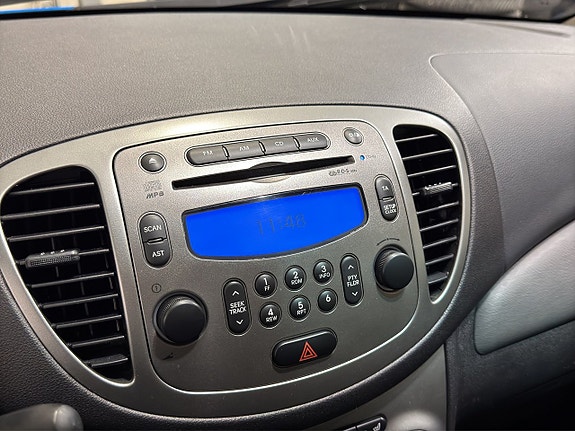Hyundai i10 16 of 16