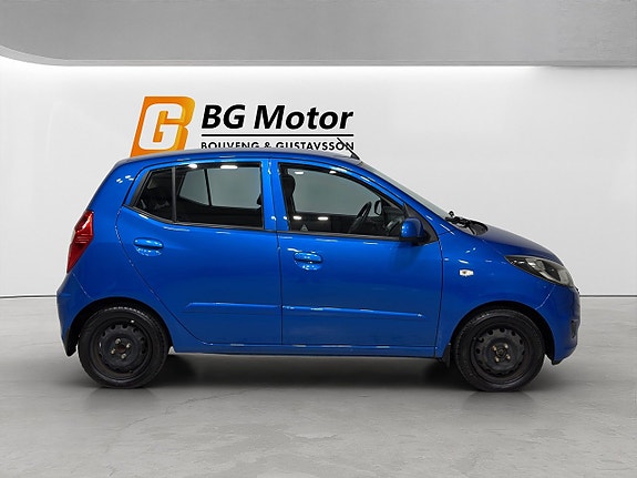 Hyundai i10 3 of 16