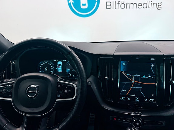 Volvo XC60 8 of 11