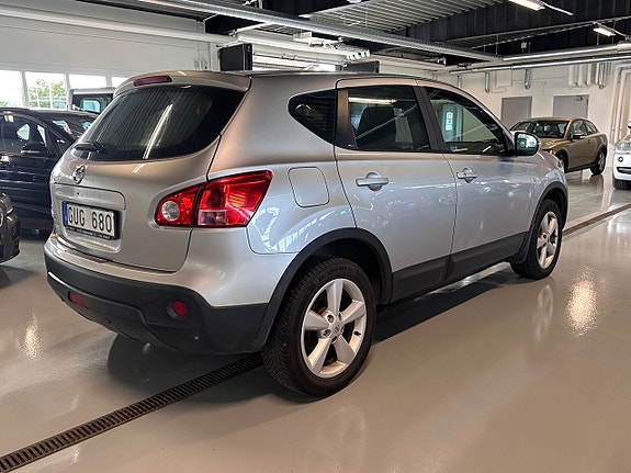 Nissan Qashqai 4 of 5