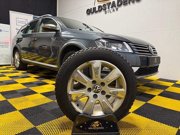 Volkswagen Passat Alltrack 6 of 30