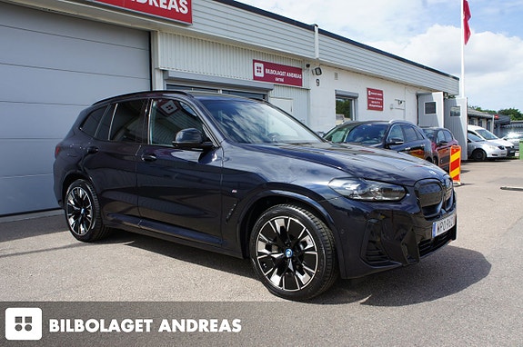 BMW X3 2 of 5