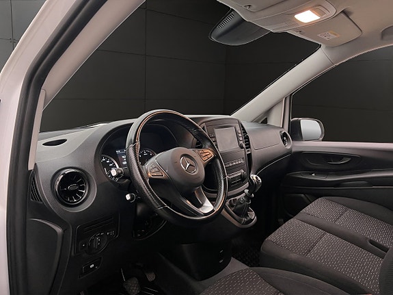 Mercedes-Benz Vito 110 16 of 30