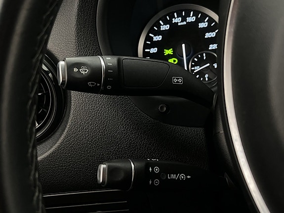 Mercedes-Benz Vito 110 19 of 30