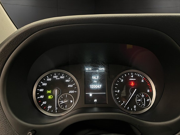 Mercedes-Benz Vito 110 21 of 30
