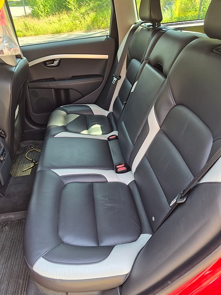 Volvo V70 6 of 6