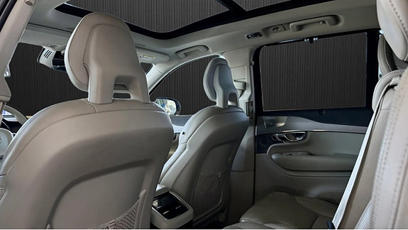 Volvo XC90 13 of 13