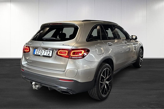 Mercedes-Benz GLC300 de 4 of 5