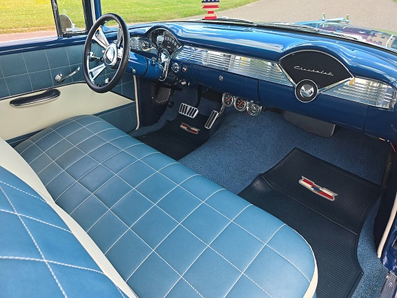 Chevrolet 210 13 of 19