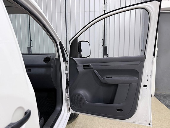 Volkswagen Caddy Maxi 18 of 20